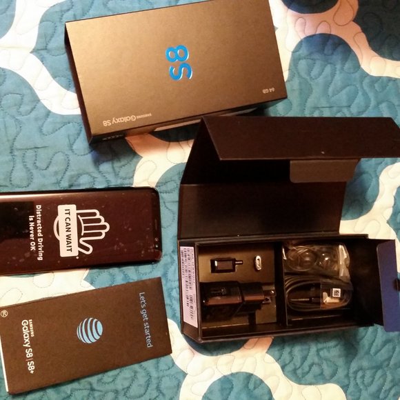 Samsung Galaxy S8 - Picture 2 of 2